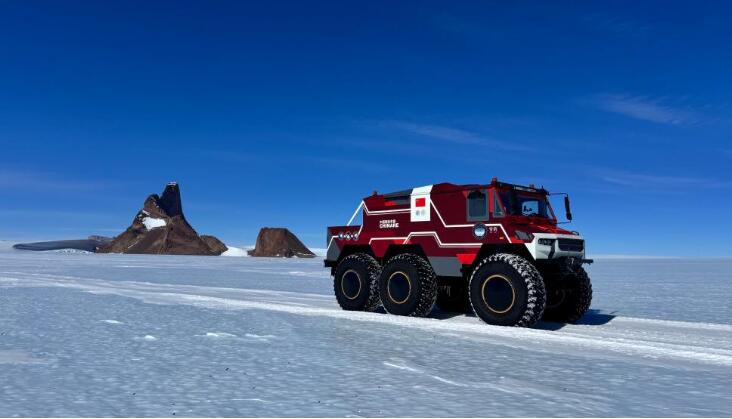 超1萬公里！國產“雪豹”車輛完成南極現場測試