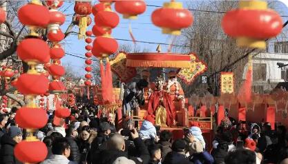 年俗為“撬”點 數智作“潮”頭——馬年新春消費“多面精彩”