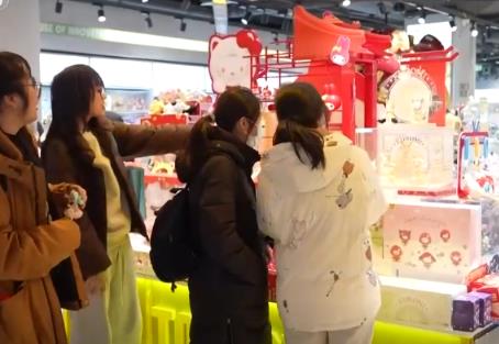 以“電影+”為紐帶串聯起消費互通 “觀影+餐飲+購物”釋放多元消費動能