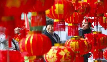 數字里的“熱氣騰騰”—— 春節經濟“新算法”折射開年經濟新圖景