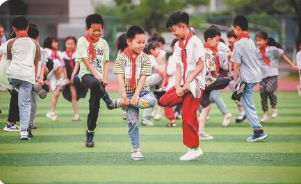 教育部明確：中小學生每天2小時體育+15分鐘課間活動