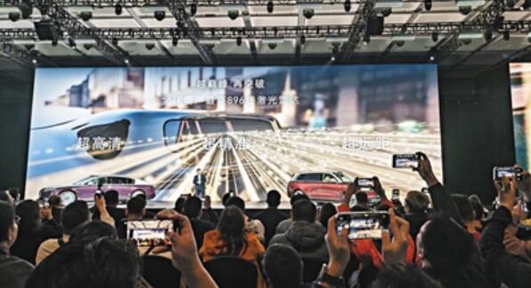 以技術破局 以產業賦能  鴻蒙智行彰顯中國智造新實力