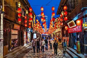 這個春節，“21℃的城市”安順為何熱度爆表？