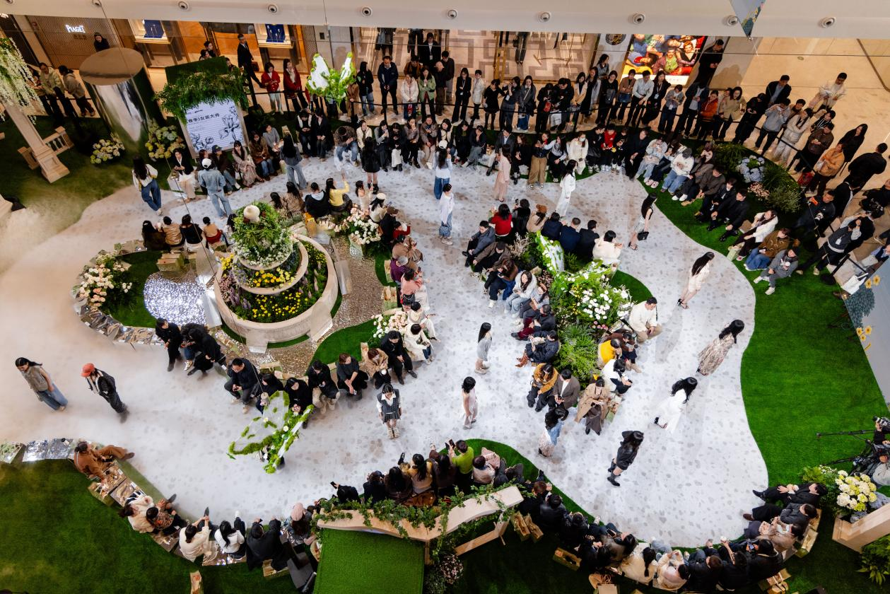 攜手《嘉人marie claire》， 銀泰百貨多城解鎖春日穿搭新靈感