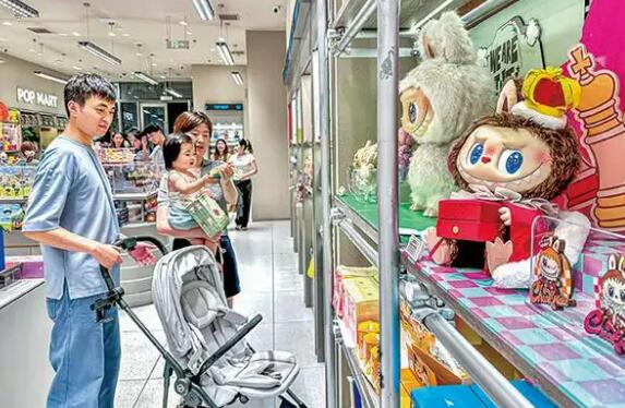 從“買商品”到“買體驗”：消費何以成為增長主引擎？