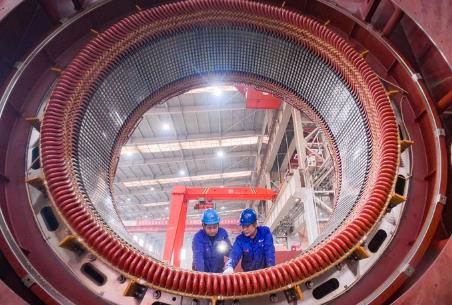 黑龍江佳木斯：工業生產“春潮”涌動