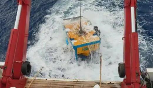 “問海6000h”刷新作業深度紀錄