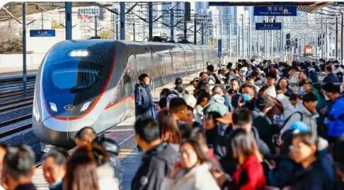 一季度全國鐵路發送旅客11.33億人次 同比增長5.5%