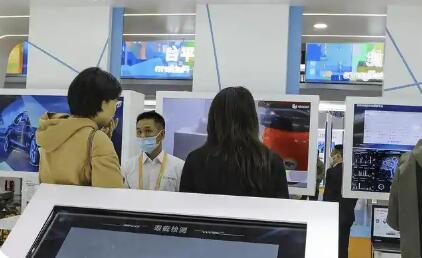 服務業成為推動我國經濟社會發展重要引擎