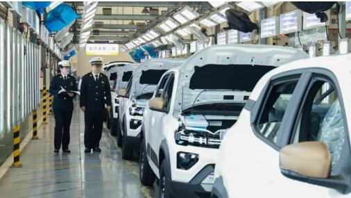 湖北汽車一季度“出海”勁增88.6% 電動車占六成