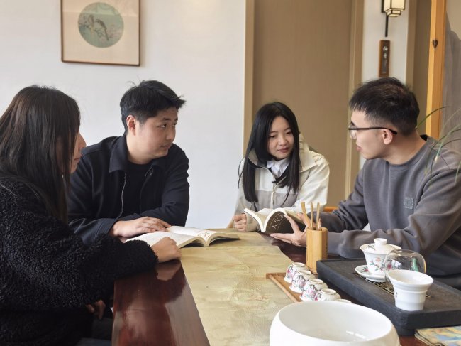 黃陂煙草：以書為媒促交流 以學為橋聚共識