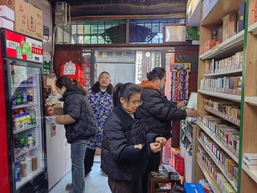 老巷小店的 “新生”—— 紅安煙草用服務點亮煙火微光