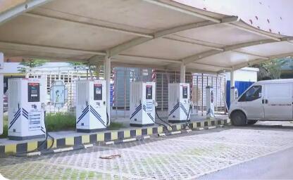 假期高速公路新能源汽車充電量同比增長超50%