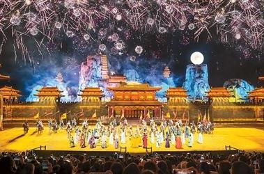 從“看景”到“入景” 國風沉浸 令人“上頭”