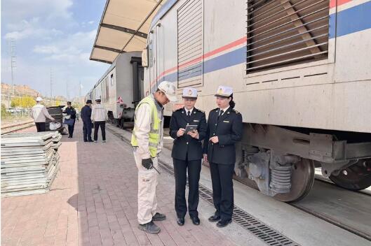 甘肅今年首票進境機車維修業務順利落地