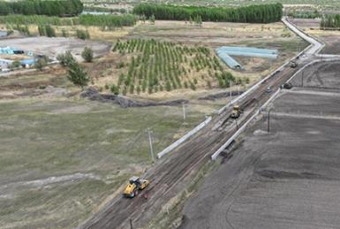 內蒙古今年建設穿沙公路2600公里 已開工41個項目