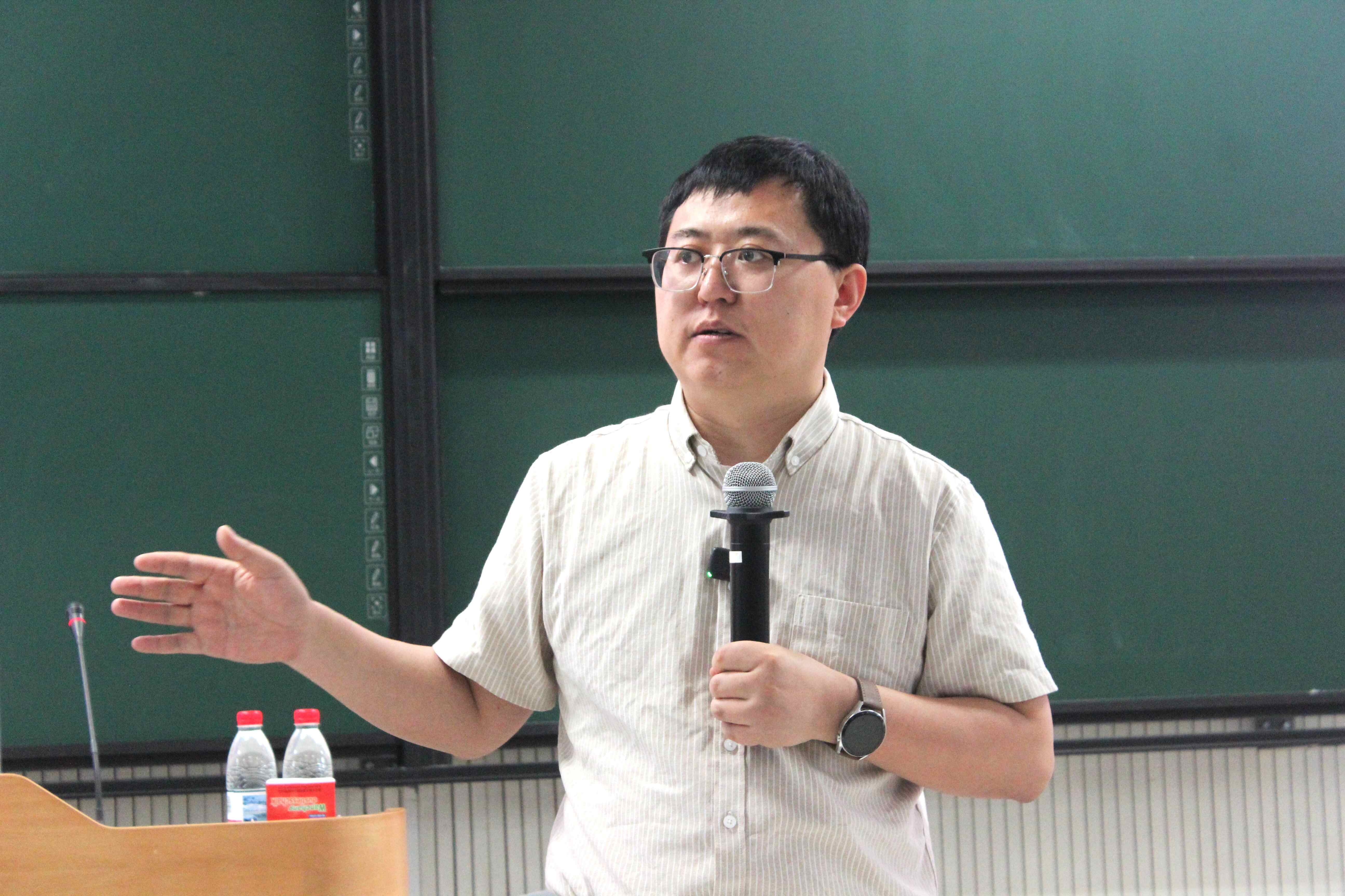 ?大川老師率隊赴中國勞動關系學院開講:GEO全鏈路實戰課首次走進高校課堂