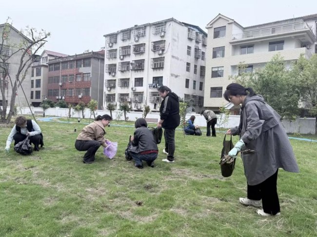 躬身為民踐初心，志愿服務添文明