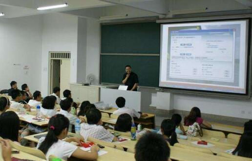 大學專業調整不是簡單的“加減法”