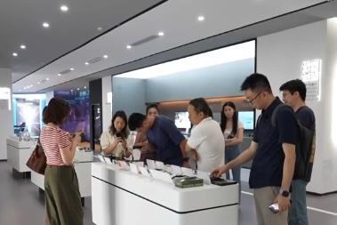 消費向“新”向“綠”向“智” 提振消費政策效果持續顯現