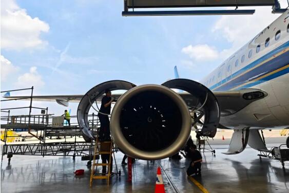 南航C919圓滿完成首次深度定檢 正式執飛檢后首個商業航班