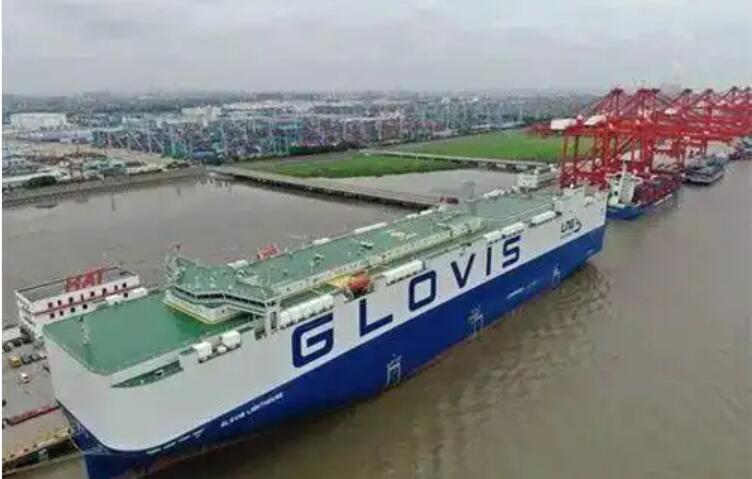 海上“超級車庫”滿載中國產新能源汽車駛向歐洲