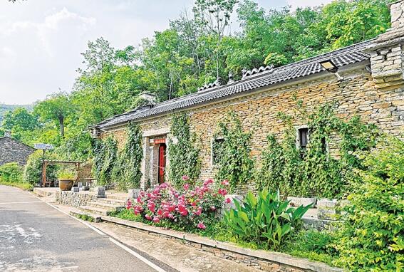 安徽省馬鞍山市含山縣仙蹤鎮六衖村：“石頭部落”喜迎八方來客