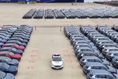 我國單船出口新能源汽車數量創新高 “新三樣”正成為出口增長新動能