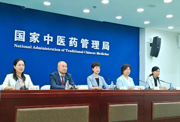 夏濕暑熱皮膚病高發，中醫專家帶來“內調外治”良方