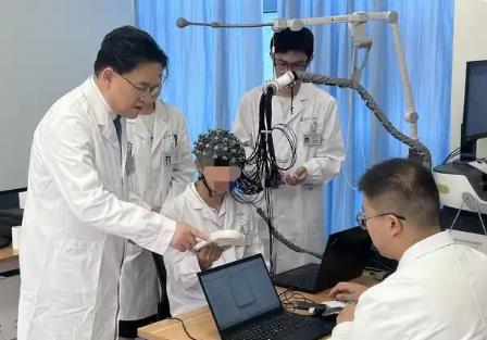 腦機接口：一條守護生命的漫長“賽道”