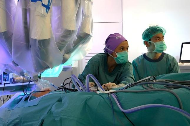 術銳單孔機器人完成歐洲首例兒科單孔機器人微創手術 國產微創技術落地歐洲高端醫療市場