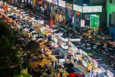 點亮城市夜色 激活夏日消費熱潮