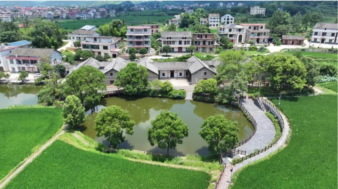 青春“三下鄉”：湖南師大學子以文助農賦能鄉村振興