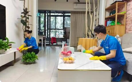 促家政服務業提質擴容 政策“組合拳”加速落地