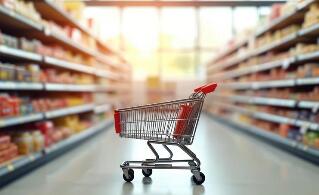 服務消費提質擴容點亮美好生活——上半年消費市場結構轉型觀察