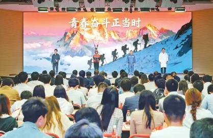 以教育之強夯筑四川現代化建設之基