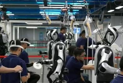 中國智造加速出海 人工智能產品遠銷全球