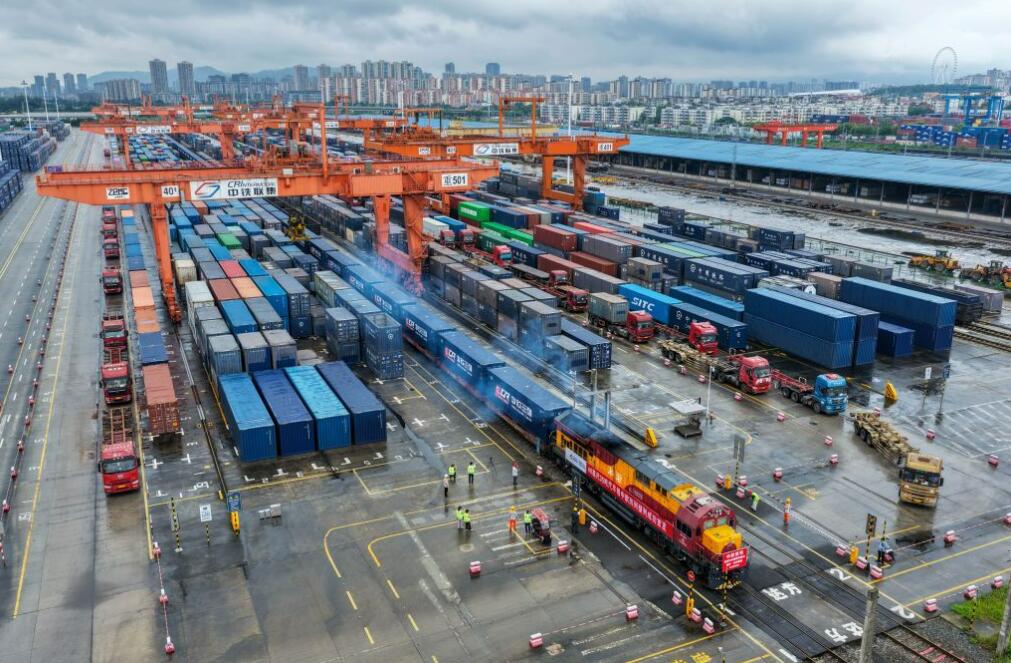 向新向優 鏈通全球——從外貿增長看中國供應鏈韌性與活力