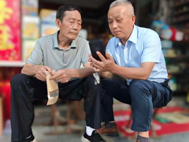 走訪聽民意 服務暖終端