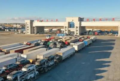 內蒙古口岸進出境交通運輸工具突破200萬輛