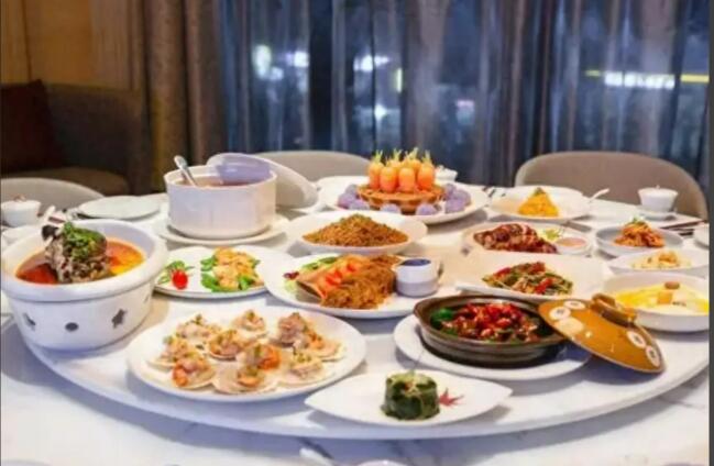 預計2027年國際中餐市場將達到4597億美元 中國餐飲品牌出海再加速