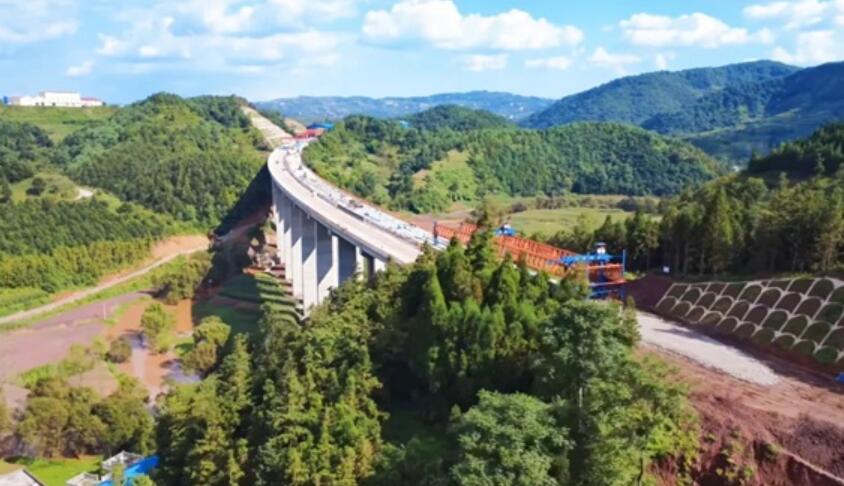 多地重大工程加快實施 著力夯實高質量發展根基