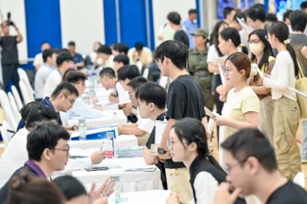 兩天11場，場場有回響！佛山把招聘會開成“雙向奔赴”