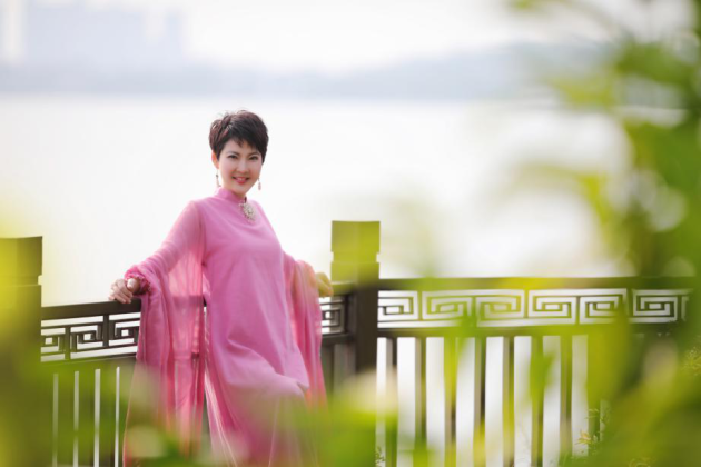 知名個人成長作家張德芬：女人最好的姿態，是不討好，也不依賴