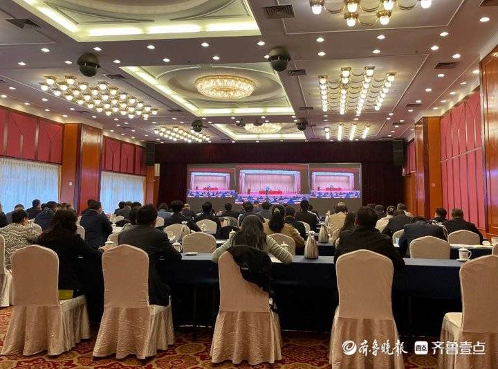 抓發展提升重點群體就業能力 青島擬確保五成畢業生留青
