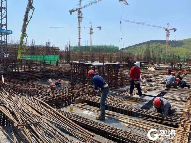 山東大學齊魯醫院藍谷醫院“破土”而出，主體結構年底封頂