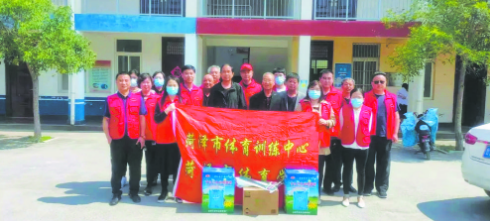 助力創城，為社區捐贈蚊蟲消殺用品