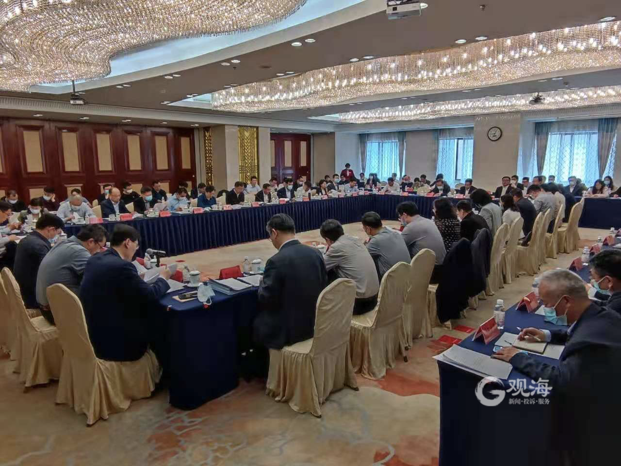 推動13條產業鏈做大做強！青島市新舊動能轉換工作專題會召開