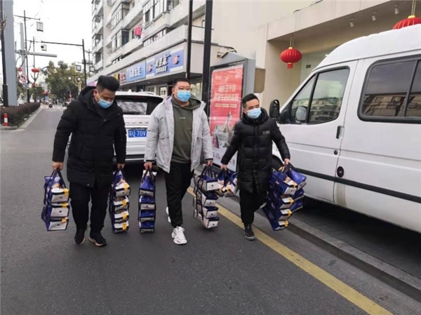  和府撈面助力蘇州防疫，收獲網友“霸道關愛” 