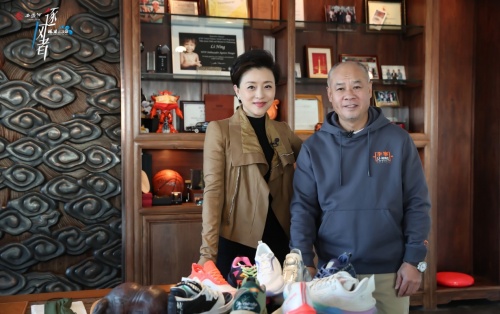 楊瀾對話李寧：無論身份如何轉換，我都是最真實的自己